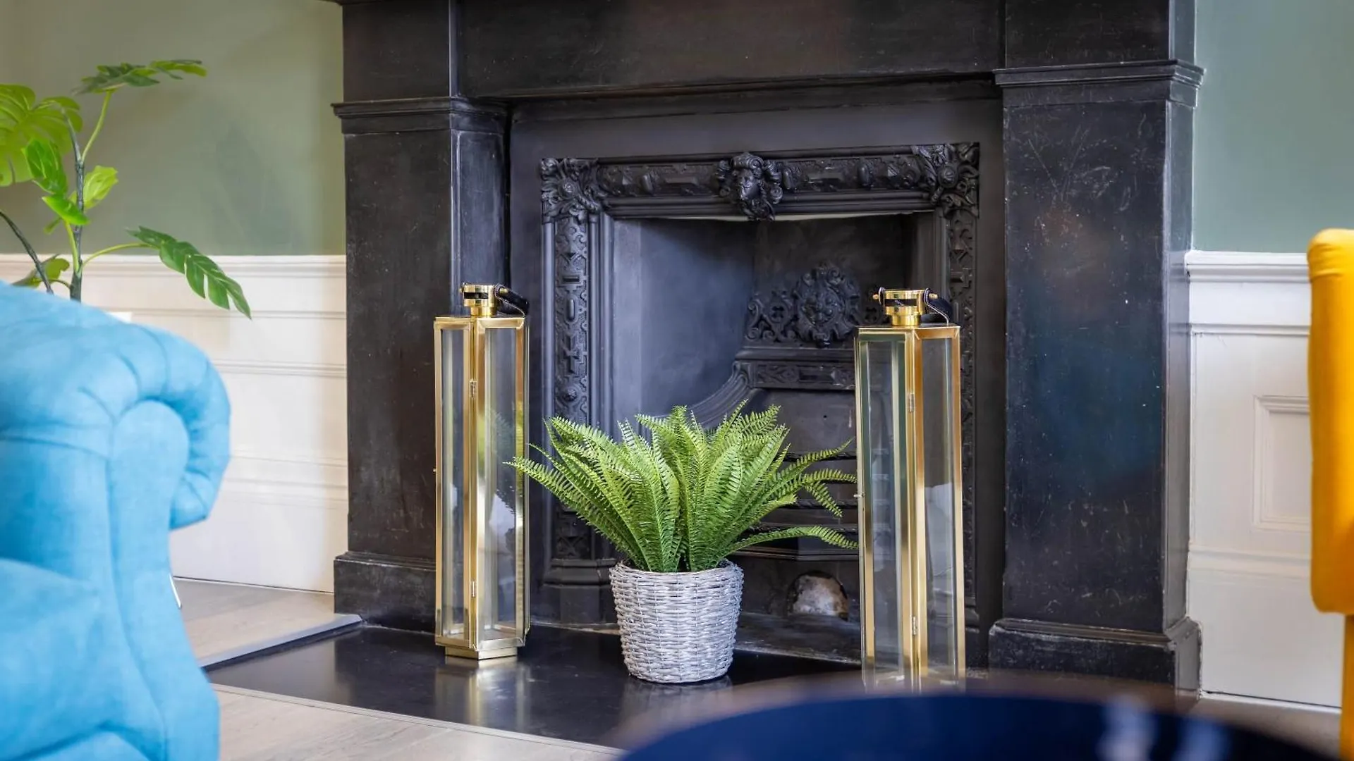 Dragon Suites - Alina Suite - 1 Bed City Centre Luxury Apartment Edinburg