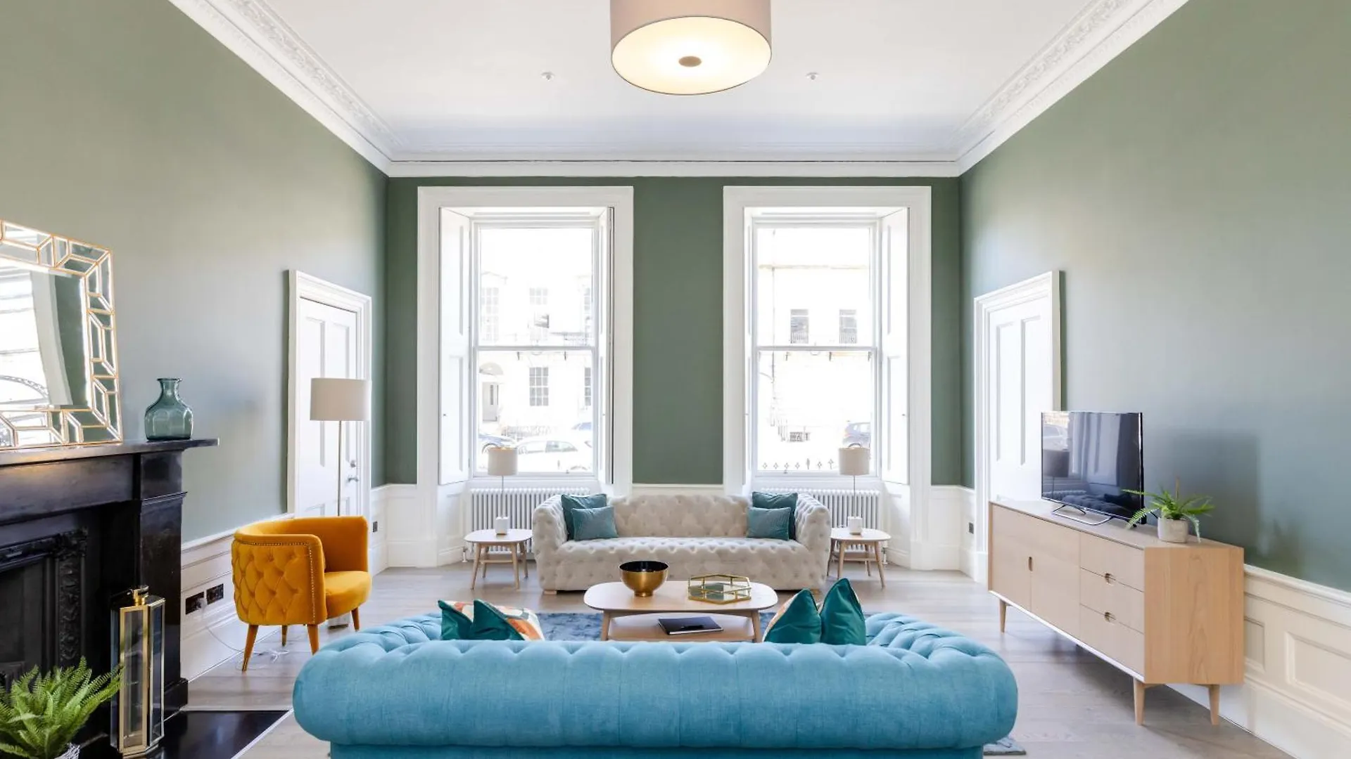 Dragon Suites - Alina Suite - 1 Bed City Centre Luxury Apartment Edinburgh